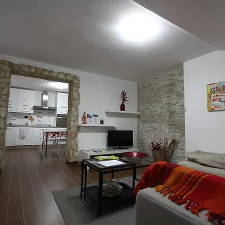 斯培西亚度假旅馆 招待所 *